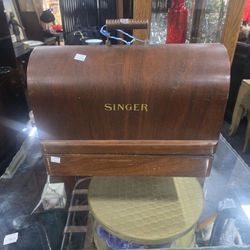 Singer Sewing Machine No. 911663