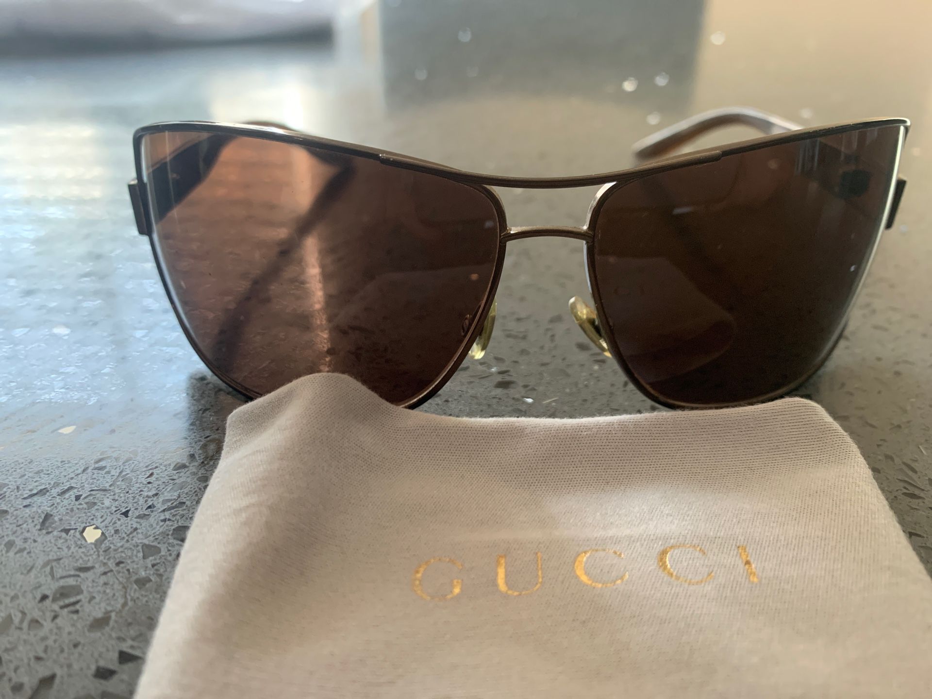 Gucci sun glasses