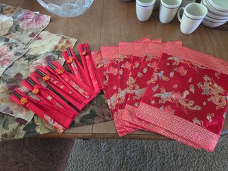 Placemats and chop sticks