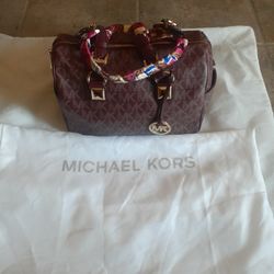 MICHAEL KORS 