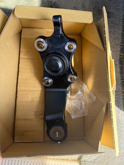 OEM left lower ball joint gen3 4Runner