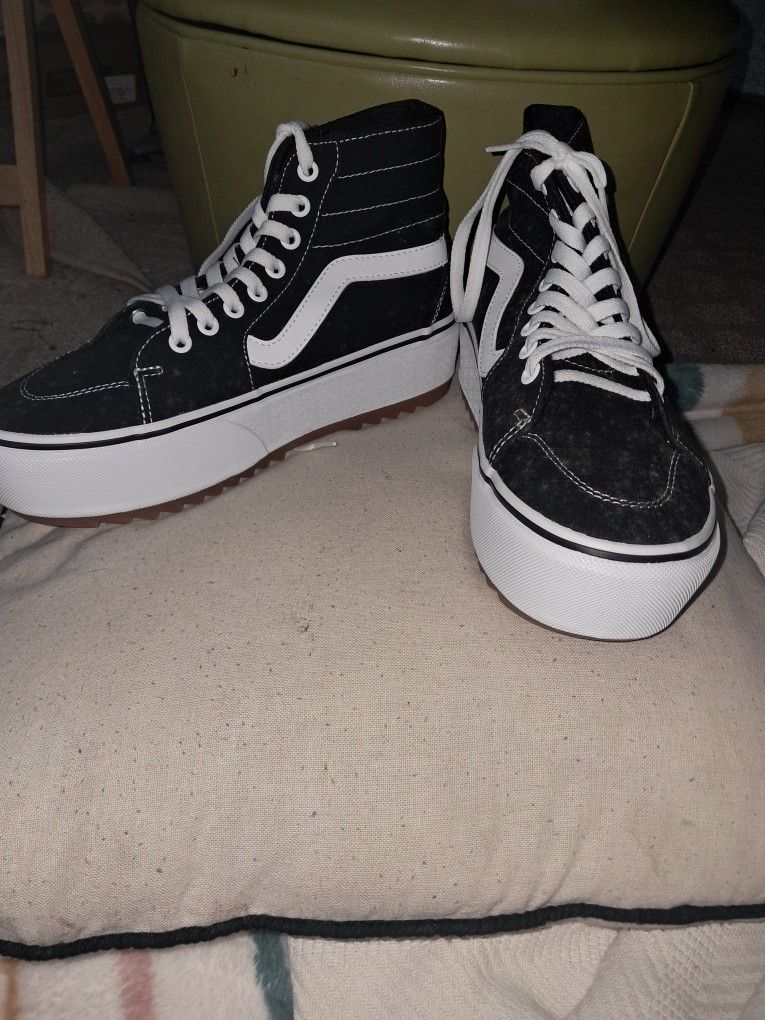 Vans "Off The Wall" Women's Size 8.5