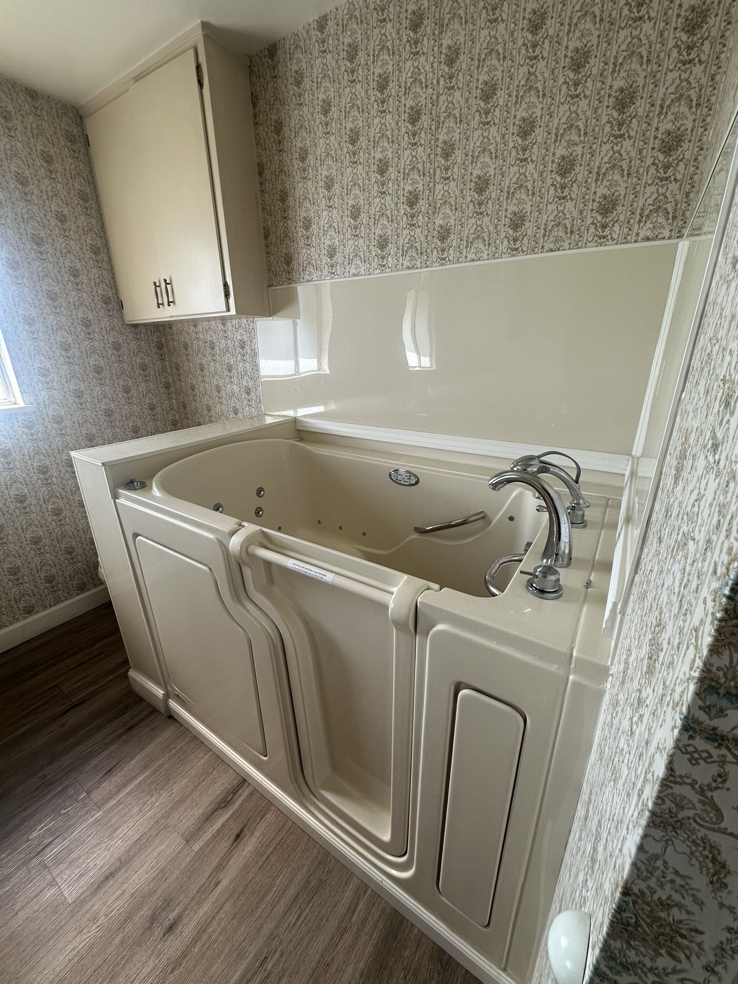 Walk In Tub