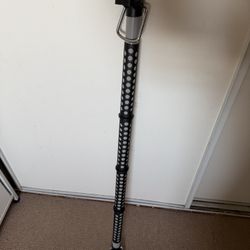 Car Clothes Hanger Bar, Expandable Heavy Duty Car Clothes Rack Expanded to 63 In New