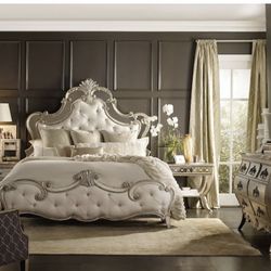 Hooker King Size Bedroom Set