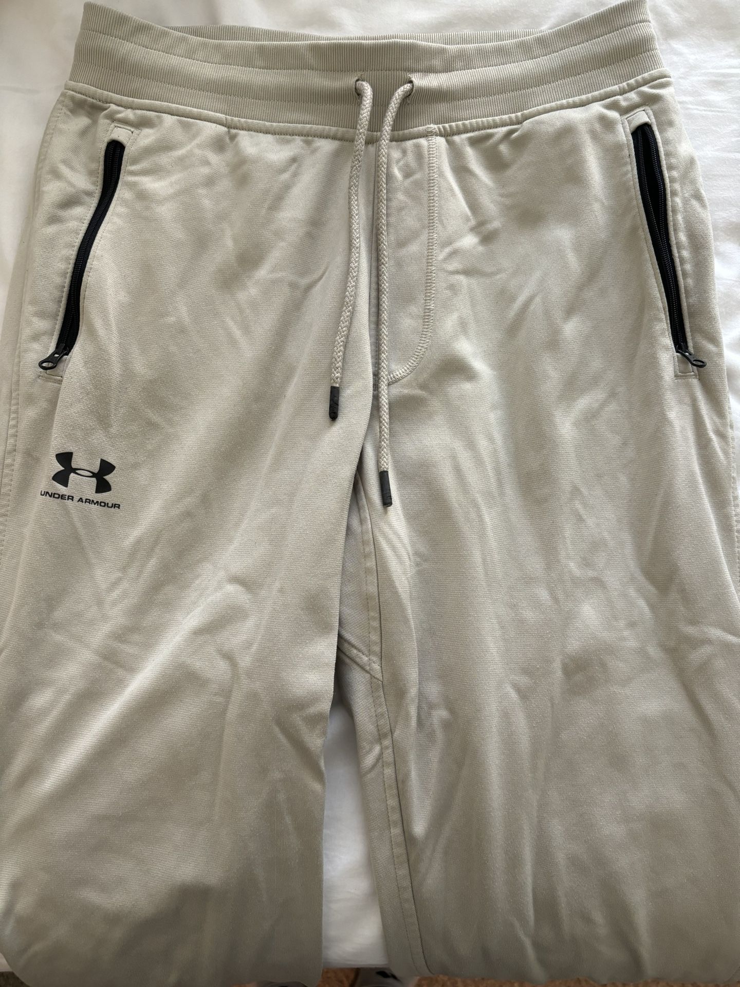 Under Armour Tapered Joggers