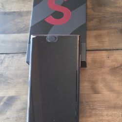 Samsung Galaxy S22 Ultra 512GB – Burgundy (Unlocked)