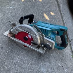 Makita 36v 7-1/4” Brushless Cincular Saw In Very Good Condition (just Tool No Batteries)