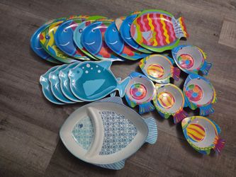 Plastic Nautical Fish Dinner Plates 18 items