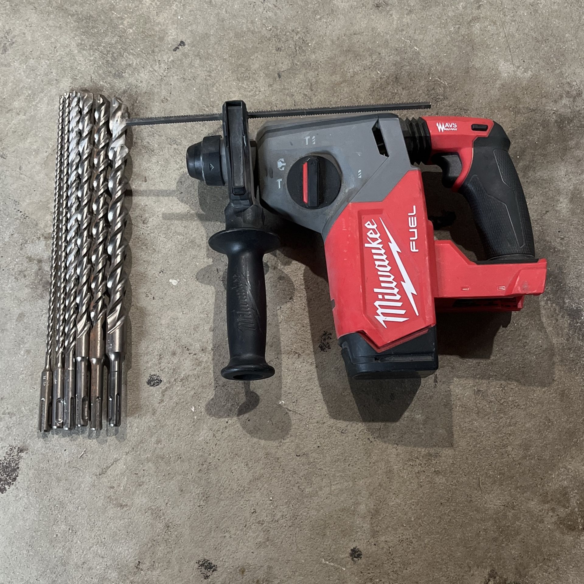 Milwaukee 18v Rotary Hammer Drill and Bits