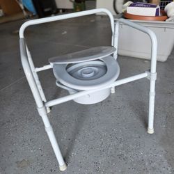 Folding Toilet/ Shower Chair