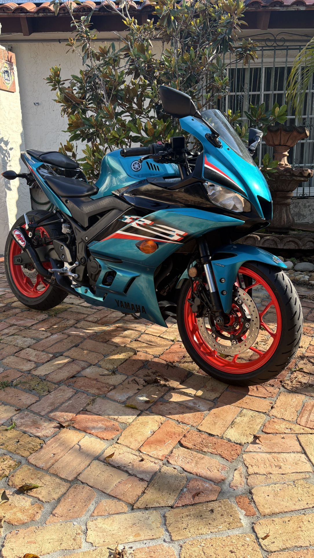2021 Yamaha R3