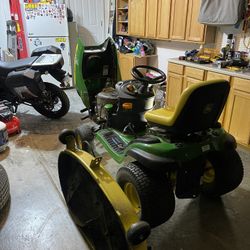 2020 John Deere E130 42 Inch Deck 