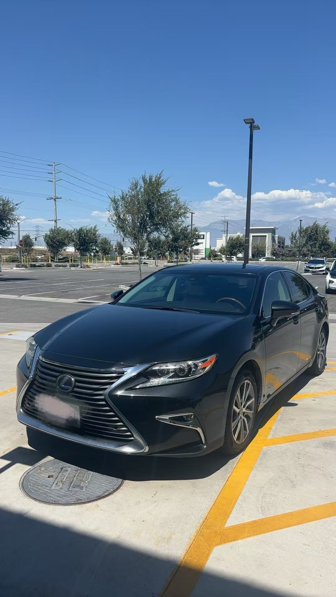 2016 Lexus ES 300h