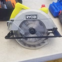 RYOBI CORDED CIRCULAR SAW (NEW)