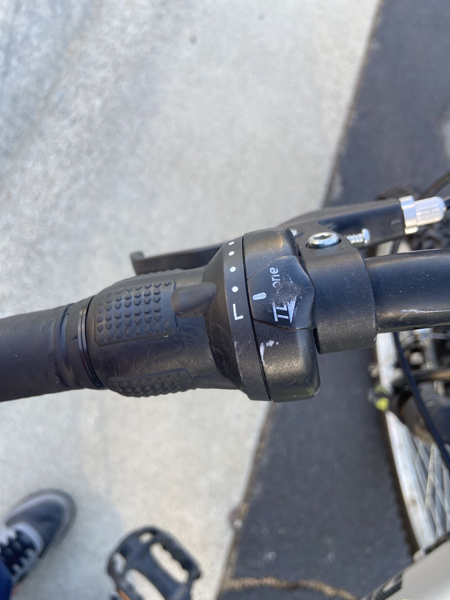 Roadmaster Bike 24 Inch