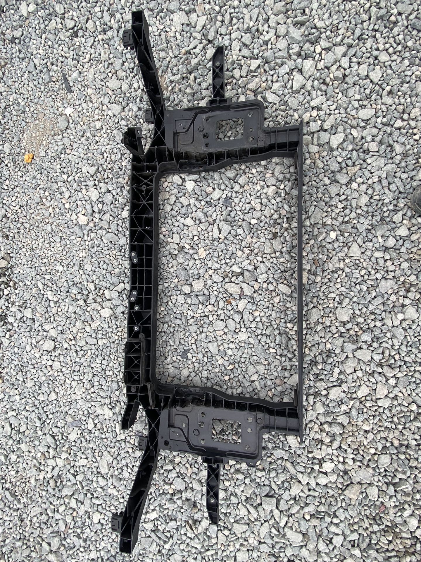 2019-2022 KONA RADIATOR SUPPORT