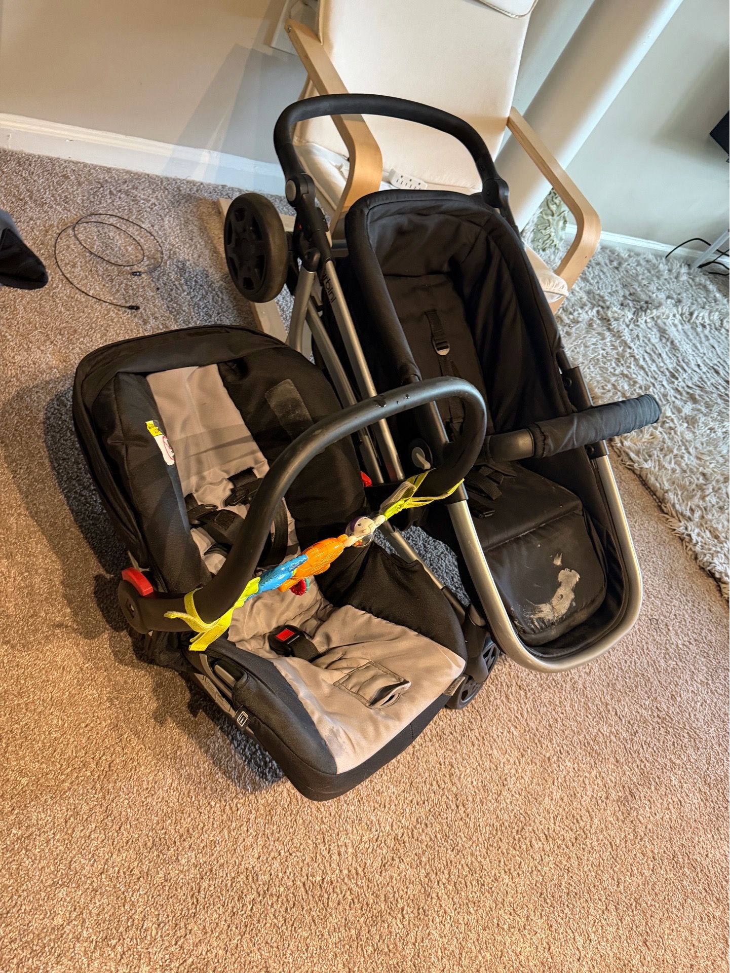 Car seat and bassinet combo