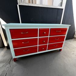 Make Over Dresser 