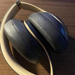 Beats Studio 3