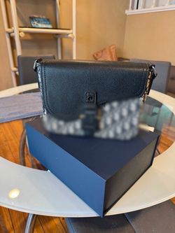 Mens crossbody