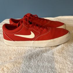 Nike SB Charge (Red) 9.5 MEN