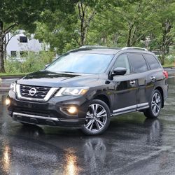 2017 Nissan Pathfinder