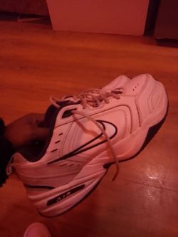 Nike Air Monarch White Low-Top Sneakers