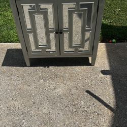 accent cabinet 