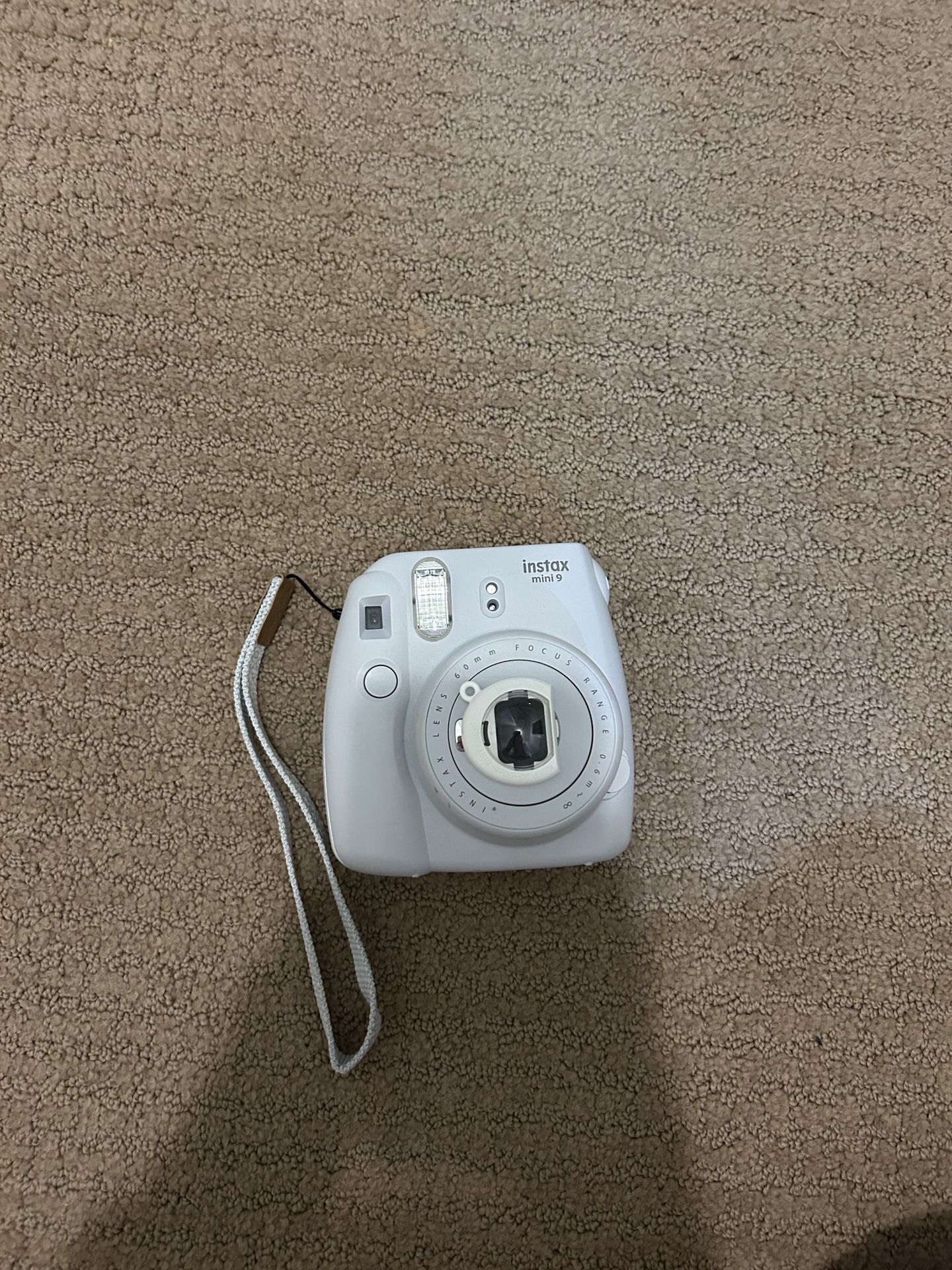 Polaroid Camera (Instax Mini 9)