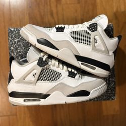 Jordan 4 Military Black Size 11.5