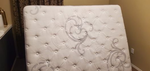 Queen Bed With Box Spring