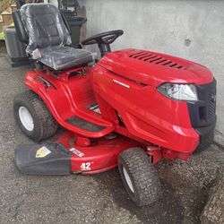 Very Nice Riding Lawn Tractor