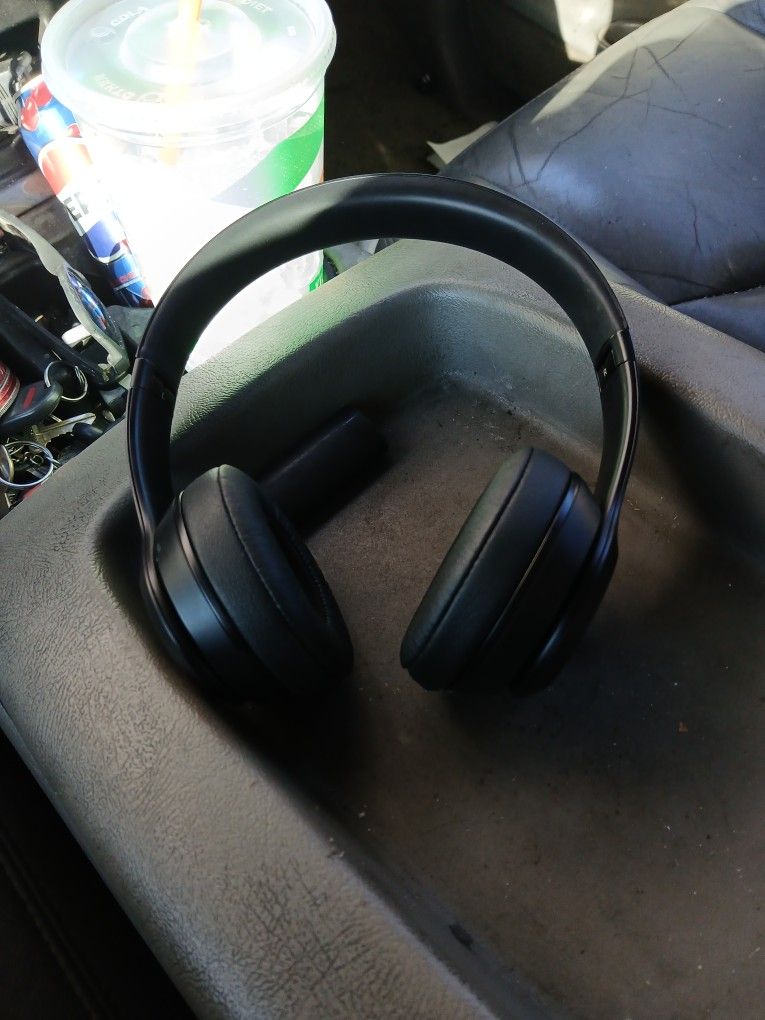 Beats  Solo 3