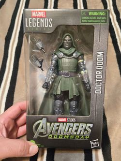 Marvel legends Doctor Doom  Avengers Doomsday