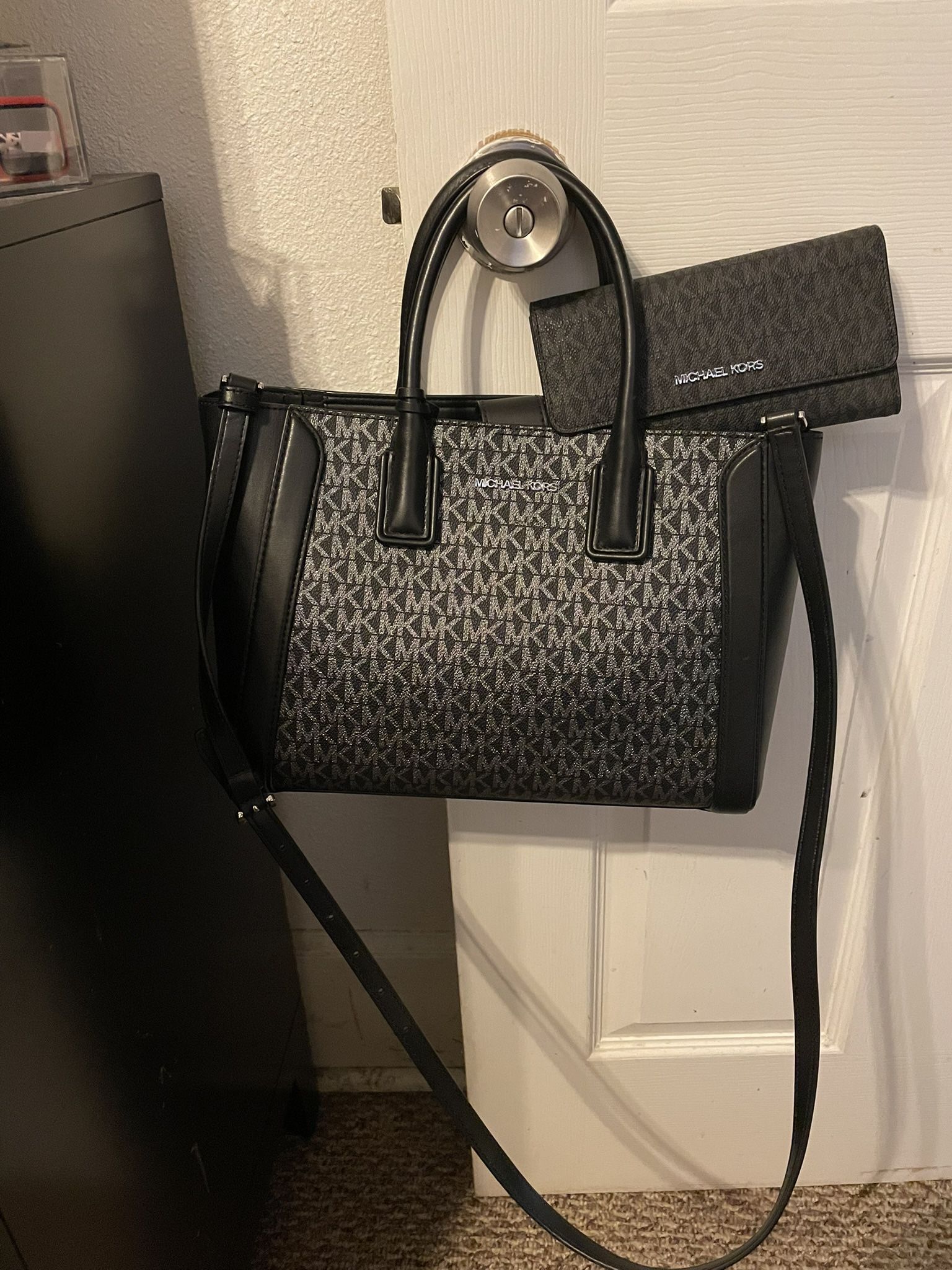 Michael Kors Purse & Wallet