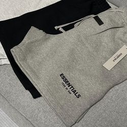 Essentials Shorts