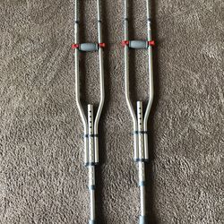 Crutches 
