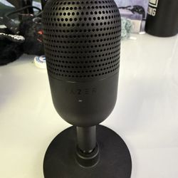 Razer stand alone microphone
