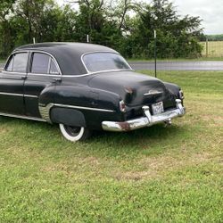 1952 Chevy Super Deluxe 