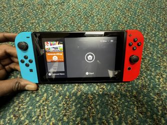 NINTENDO SWITCH CONSOLE ( ONLY)  NO CHARGER SELLING FOR $199 ‼️