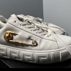 VERSACE authentic safety pin white leather low top sneakers Sz 9