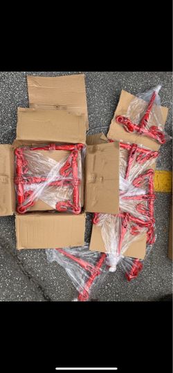 Red chain binders. Sizes 5/16-3/8.