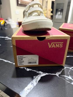 Vans Old Skool V Kids Sneakers Size 5