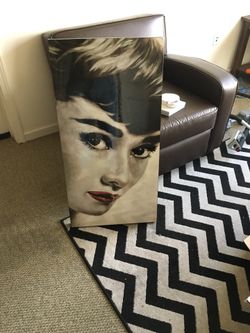 Portrait for sale like new $5