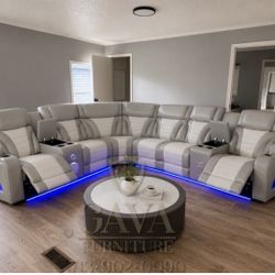 🔥 Nueva Sala Reclinable en Esquina con Bluetooth y LED 🔥  💥 ¡Convierte tu sala en un cine en casa!  ✅ Totalmente nueva, en caja ✅ Asientos reclinab