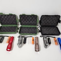 3pcs U`King Portable Zoom Flashlight T6 Tactical Torch + 18650 Rechargeable Battery ( Blue, Brown & Red )