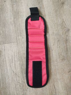Magnetic Wristband Tool & Screws For Sale