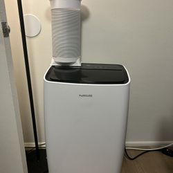 14000 BTU Air Conditioner (also Heats)