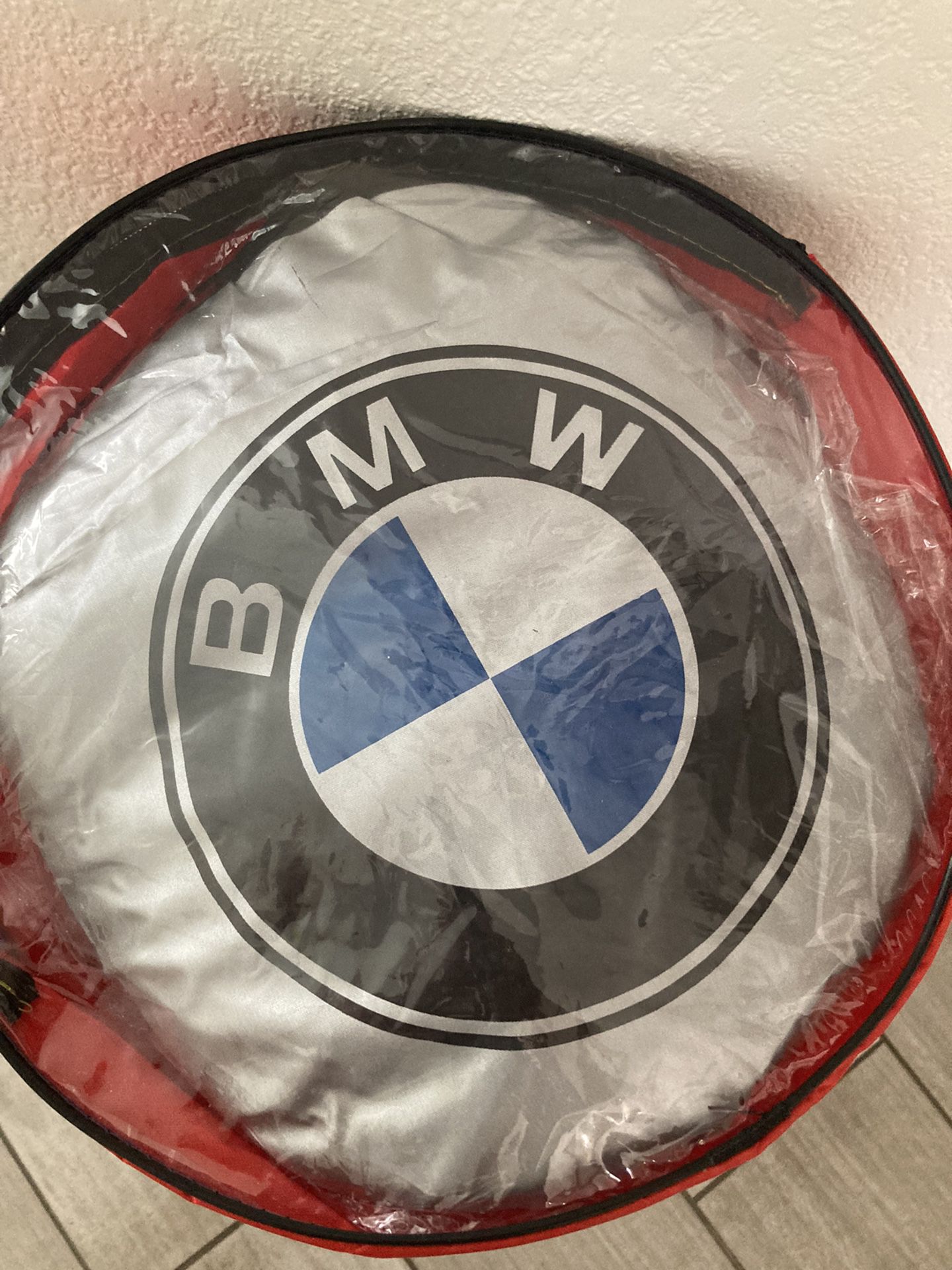 BMW Sun Windshield Shades/BMW 4 PCS Car Wheel Tire Stem